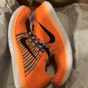 Nike free RN FLYKNIT
